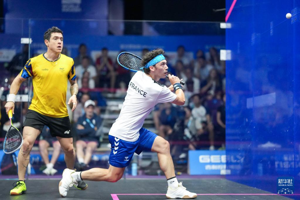 男子单打半, 当日