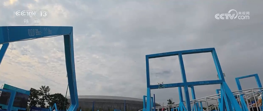 恰恰是追求, 无人机竞速